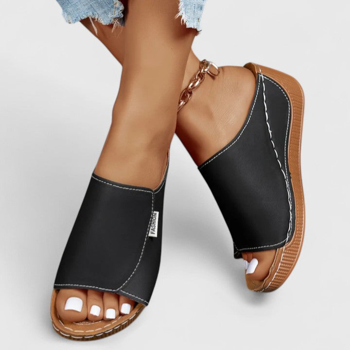 Vivia | Soft Horizon Sandal