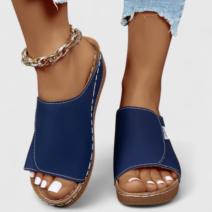 Vivia | Soft Horizon Sandal