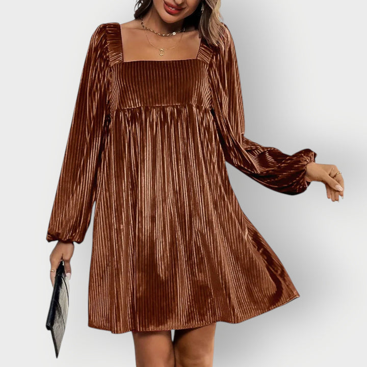 Elowen | Luxe Velvet Backless Dress